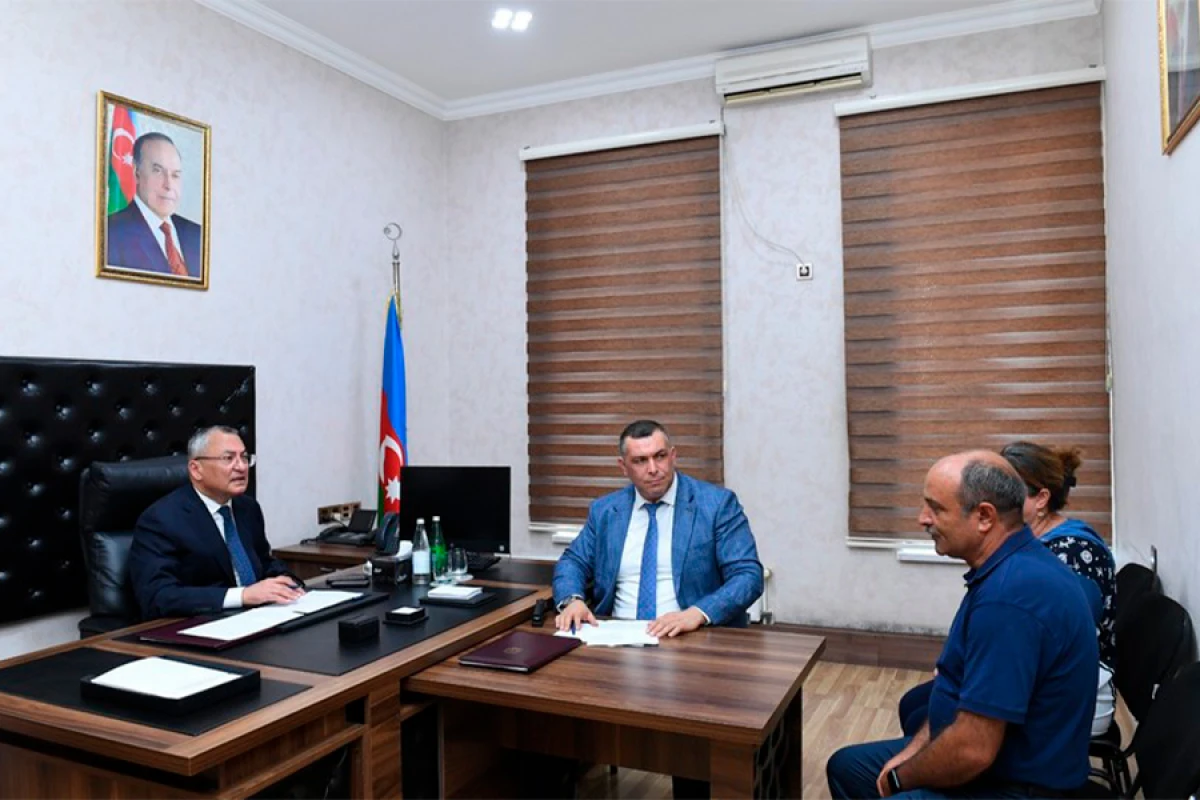 Rövşən Rzayev vətəndaş qəbulu keçirdi