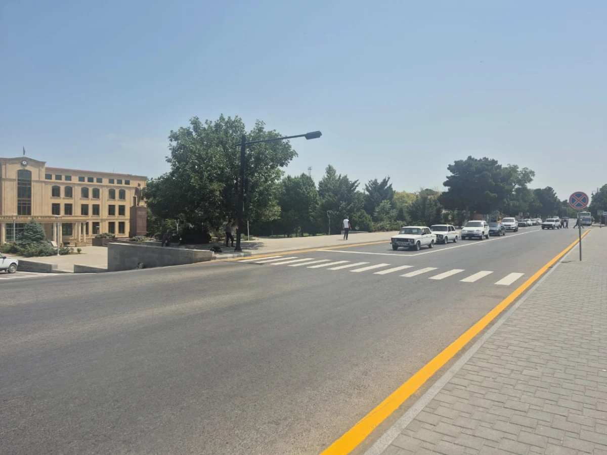 Siyəzən şəhərində yol nişanlanma işləri həyata keçirildi — 2