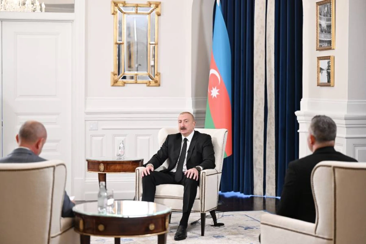 Prezident İlham Əliyev Vaşinqtonda Azərbaycanın media nümayəndələrinə müsahibə verdi