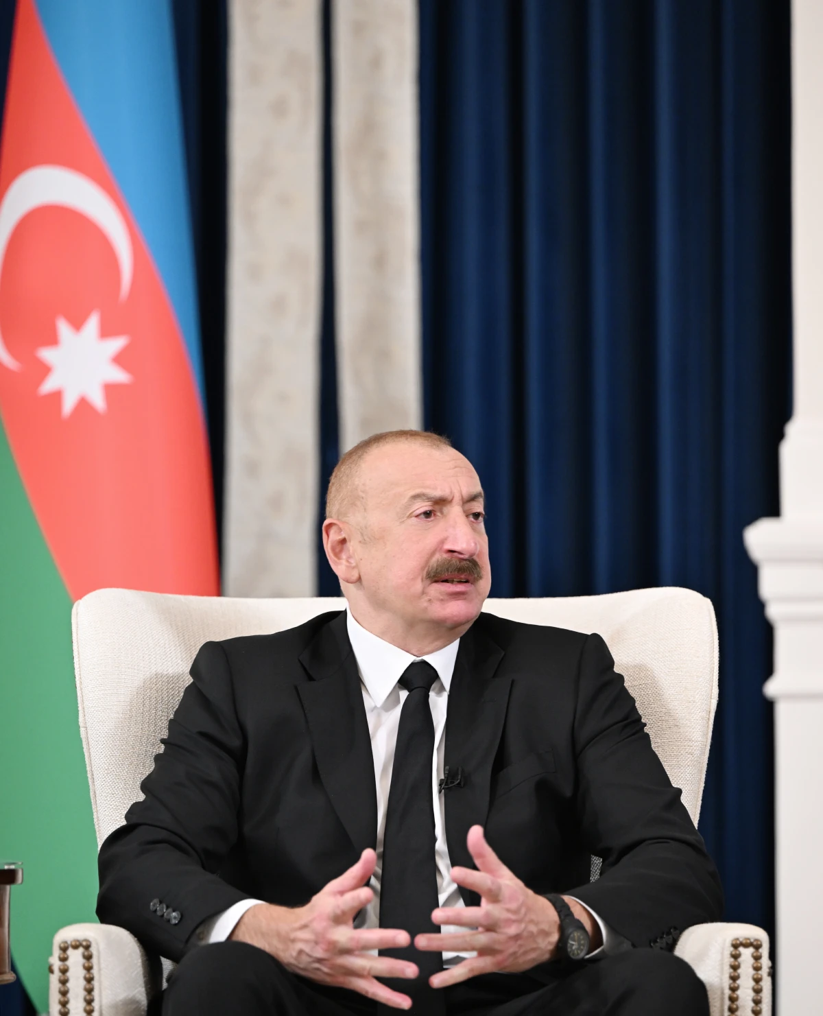 Prezident İlham Əliyev Vaşinqtonda Azərbaycanın media nümayəndələrinə müsahibə verdi — 4