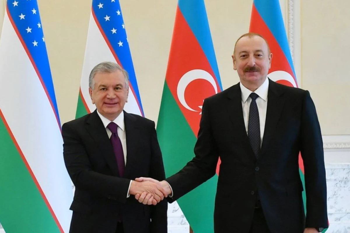 İlham Əliyev Şavkat Mirziyoyevə zəng etdi