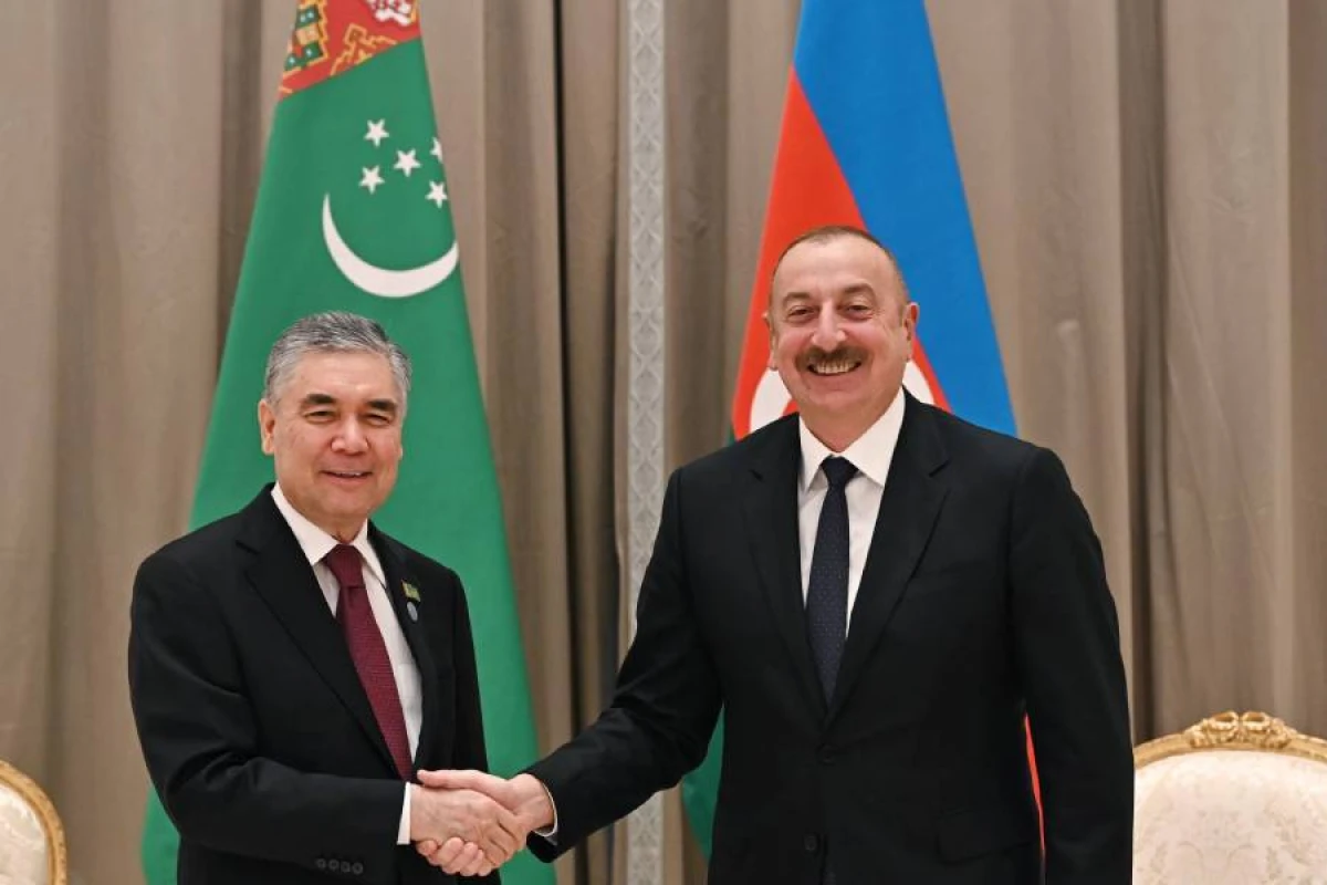 Prezidenti İlham Əliyev Qurbanqulu  Berdiməhəmmədova zəng etdi