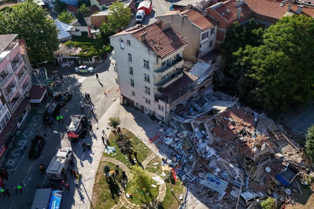 Sındırgıda zəlzələdən sonra 75 evdə ziyan qeydə alındı