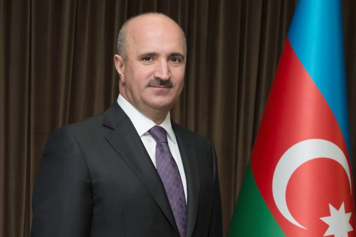 Prezident Rauf Vəliyevi “Vətənə xidmətə görə” ordeni ilə təltif etdi