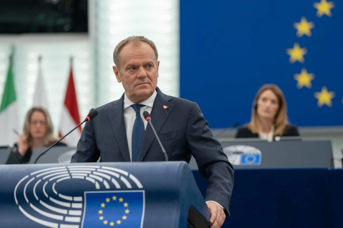 Tusk: "ABŞ Rusiya görüşü ilə bağlı Avropa ilə məsləhətləşəcək"
