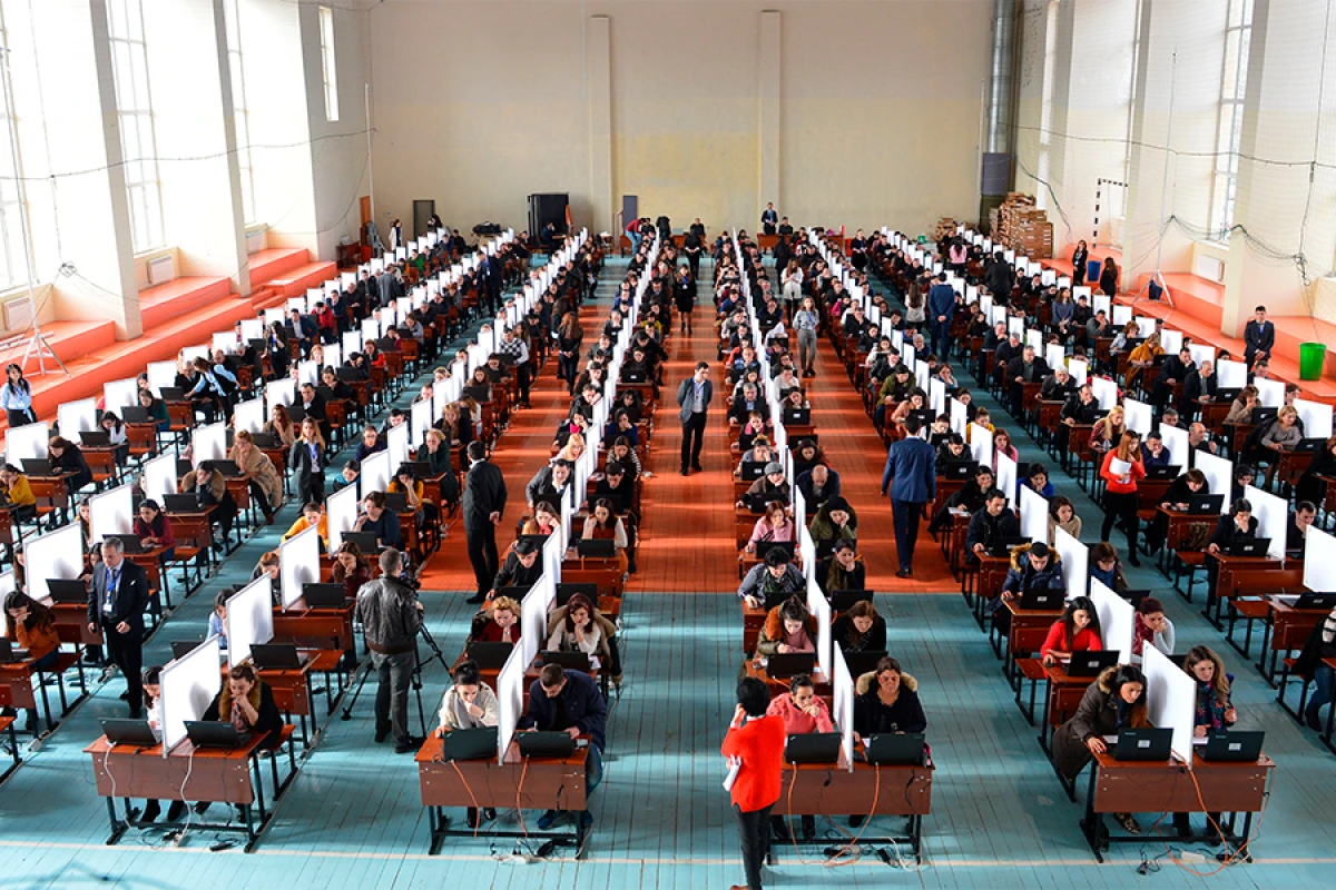 İl ərzində 75 minə yaxın müəllim sertifikatlaşdırmadan uğurla keçib