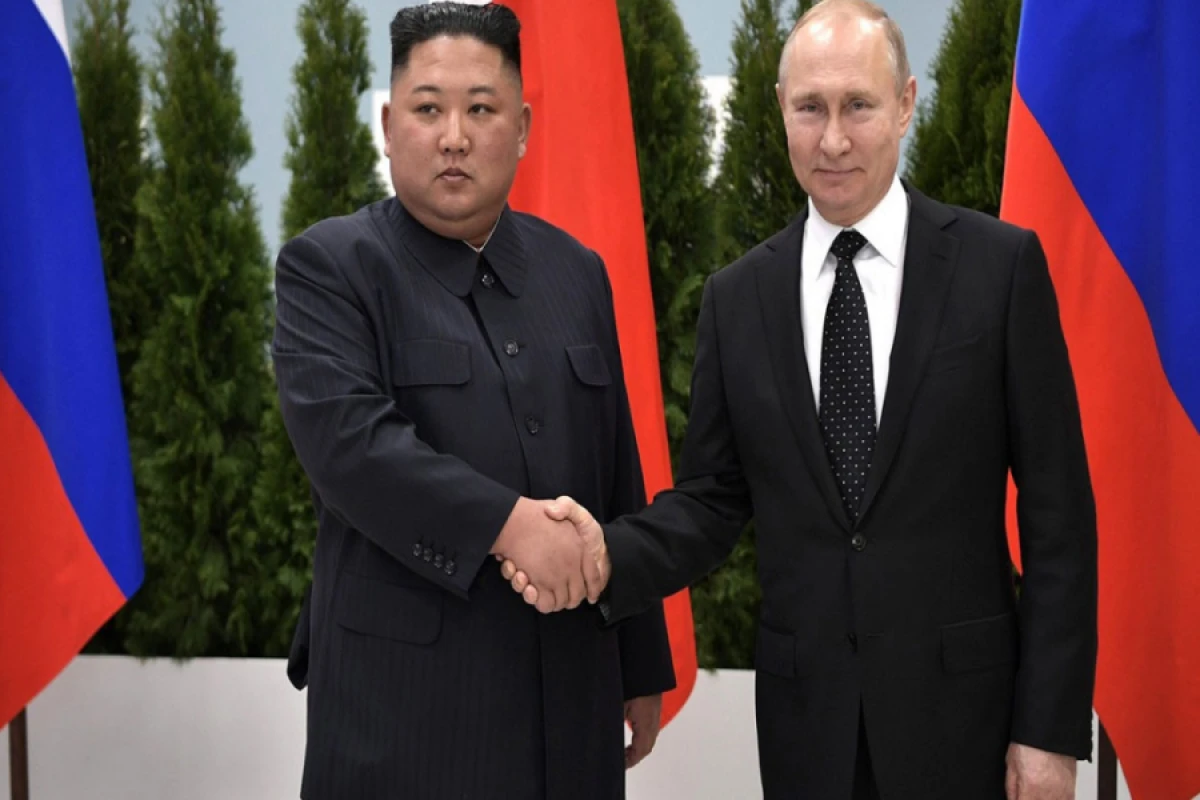 Putin ilə Kim Çen In arasında telefon danışığı oldu