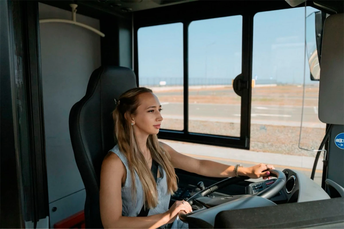 Avtobus idarə edəcək qadın sürücülər hazırlanır