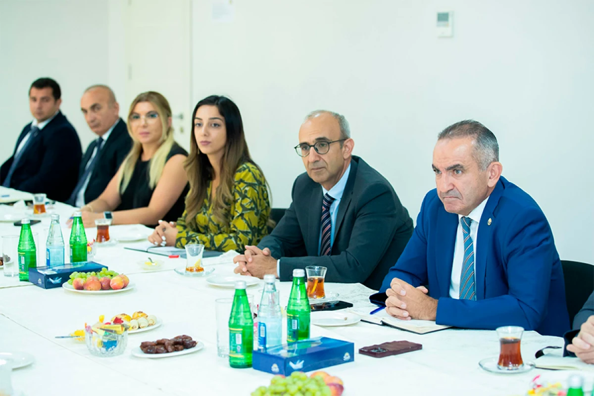 Müharibə ilə bağlı əlilliyi olan daha bir qrup şəxslə görüş keçirildi