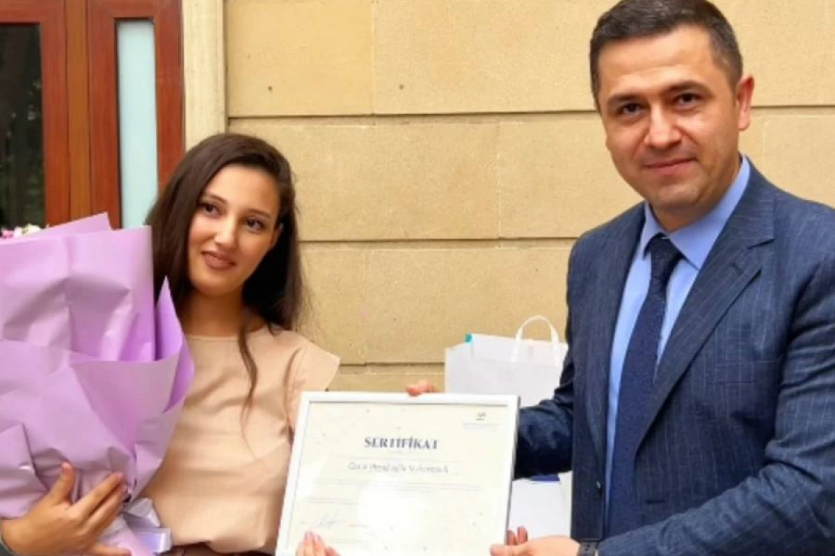 “20 Yanvar” stansiyasında dünyaya gələn körpəyə xüsusi sertifikat verildi