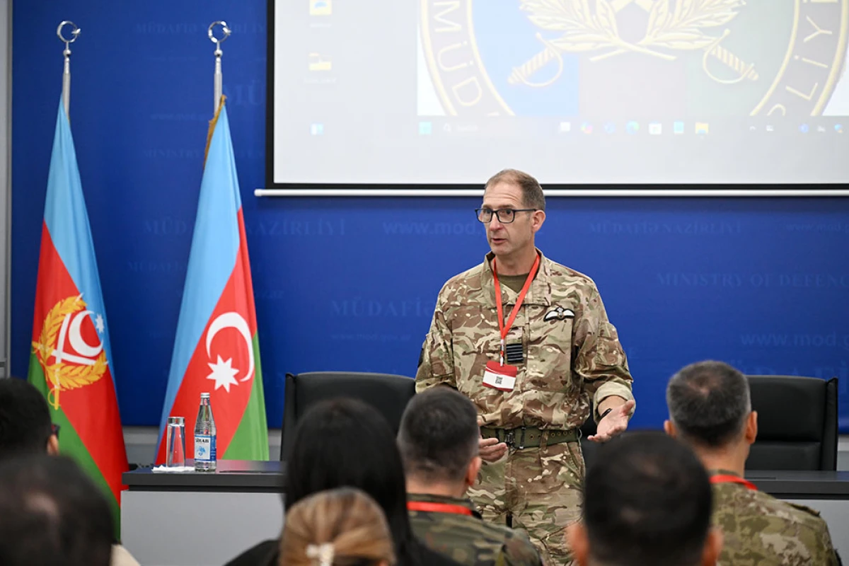 Bakıda strateji kommunikasiyalar mövzusunda kurs keçirildi — 5