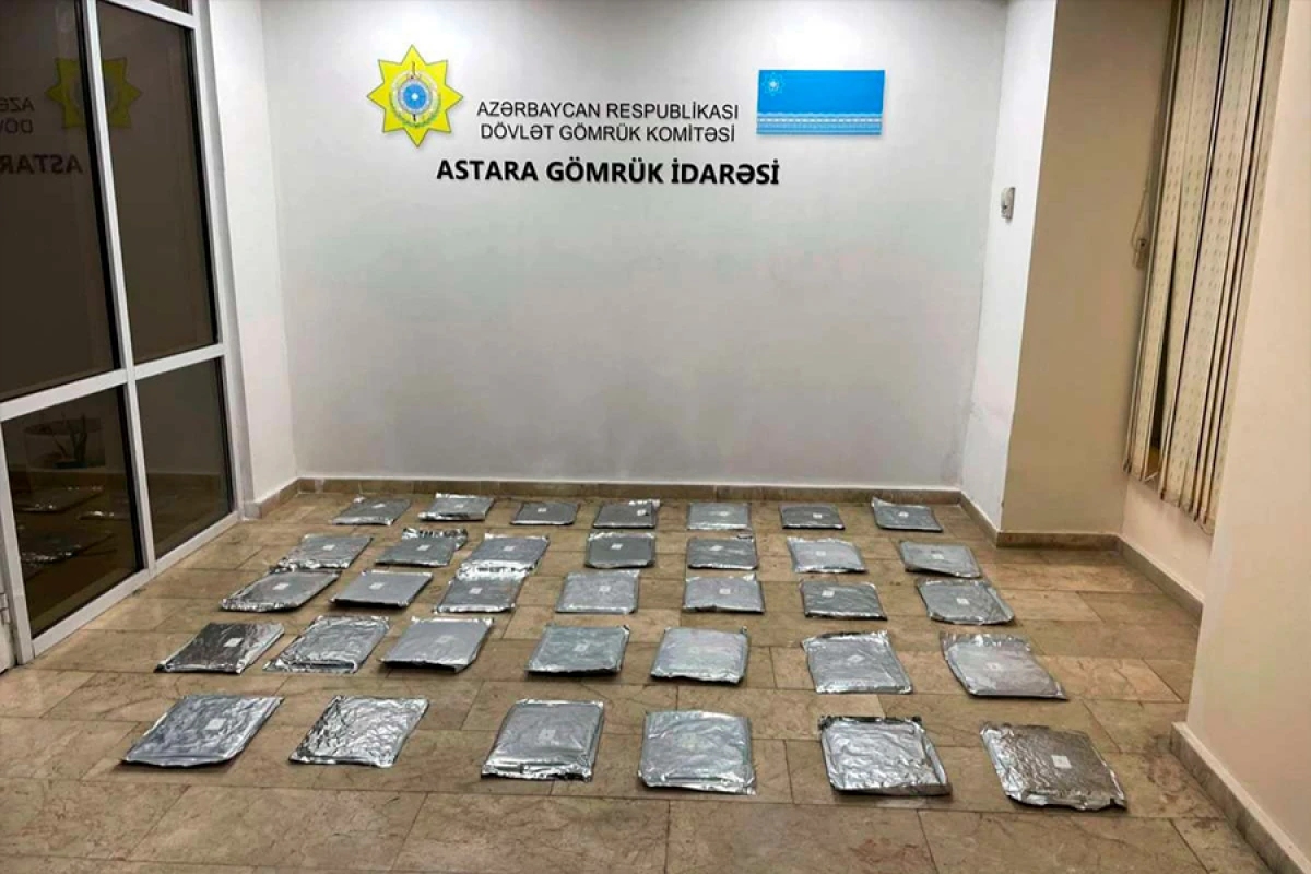 “Astara” gömrük postunda 30 kiloqramdan artıq marixuana aşkarlandı
