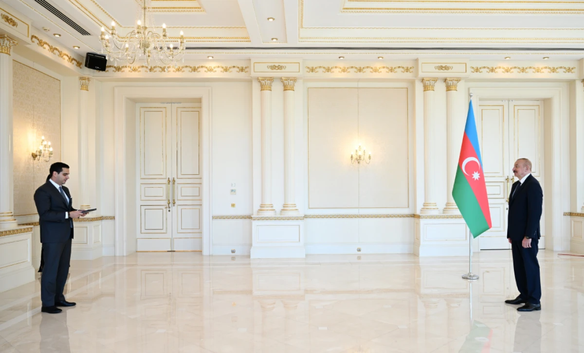 Prezident İlham Əliyev Slovakiyanın Azərbaycanda yeni təyin olunmuş səfirinin etimadnaməsini qəbul etdi — 6
