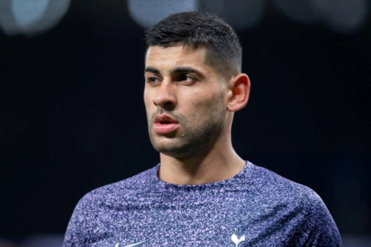 "Tottenhem" Argentina millisinin üzvü ilə müqavilə müddətini uzatdı