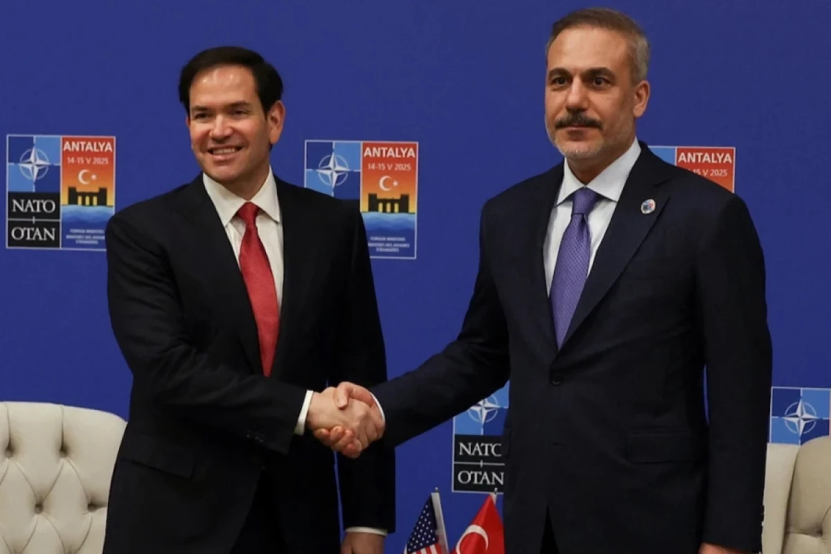 Rubio Fidanla sülh prosesini müzakirə etdi