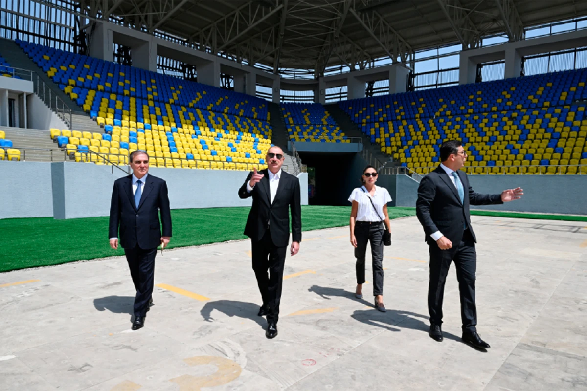 Prezident İlham Əliyev və birinci xanım Mehriban Əliyeva Gəncə şəhər stadionunda tikinti işlərinin gedişi ilə tanış oldular - YENİLƏNDİ