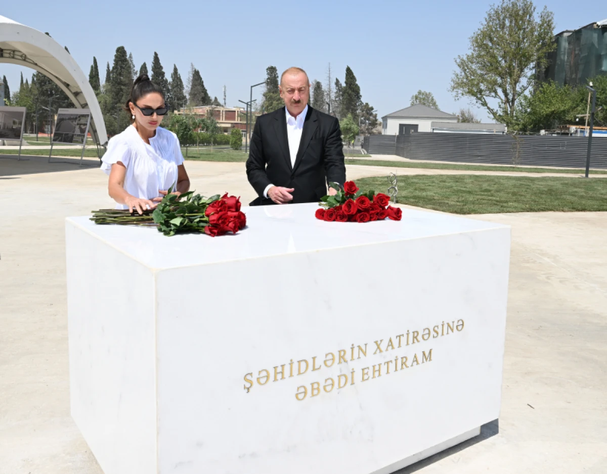 Prezident və birinci xanım Gәncә Memorial Kompleksində görülən işlərlə tanış oldular - YENİLƏNDİ — 3
