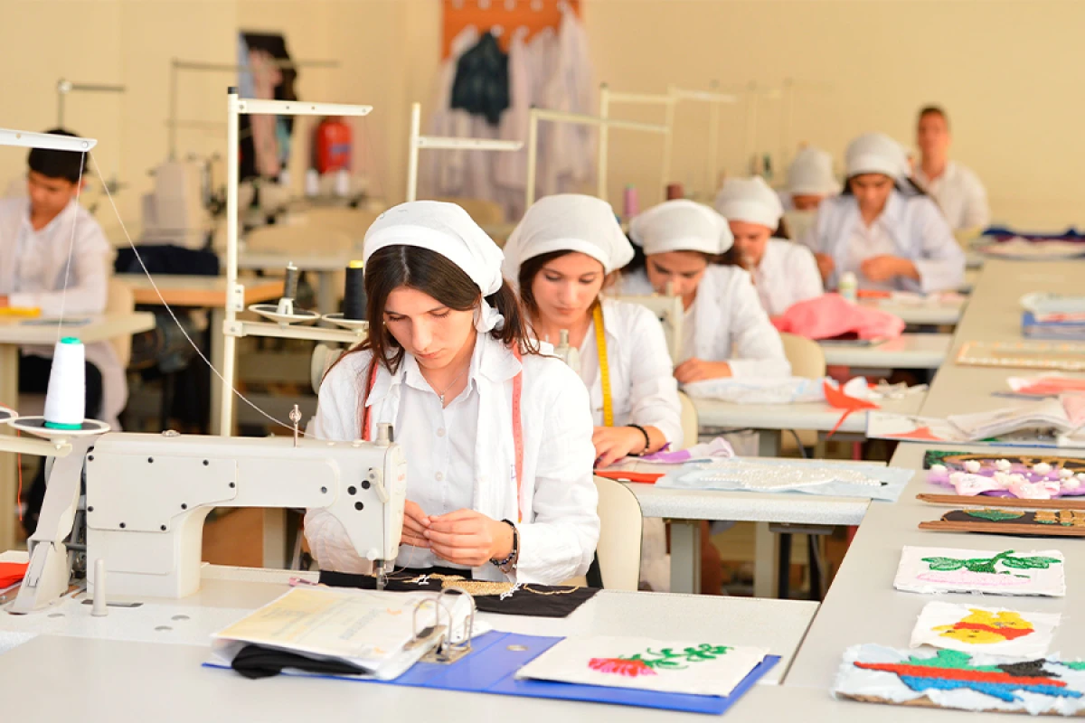 Peşə təhsili müəssisələrinə sənəd qəbulu başlayır