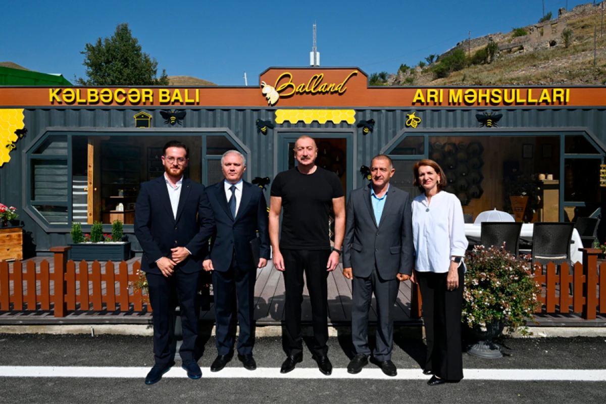 Prezident “Balland – Kəlbəcər balı, arı və arıçılıq məhsulları mağazası”nın açılışında iştirak etdi - YENİLƏNDİ