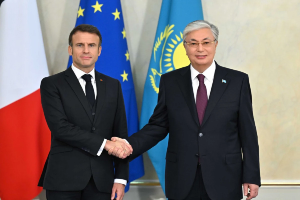 Makron və Tokayev Cənubi Qafqazı müzakirə etdilər