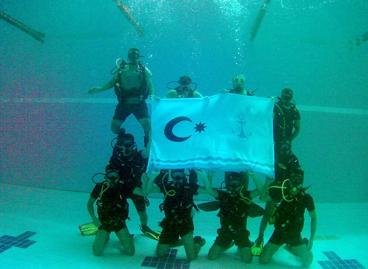 HDQ-də dalğıc kurslarının buraxılış mərasimi keçirildi — 2