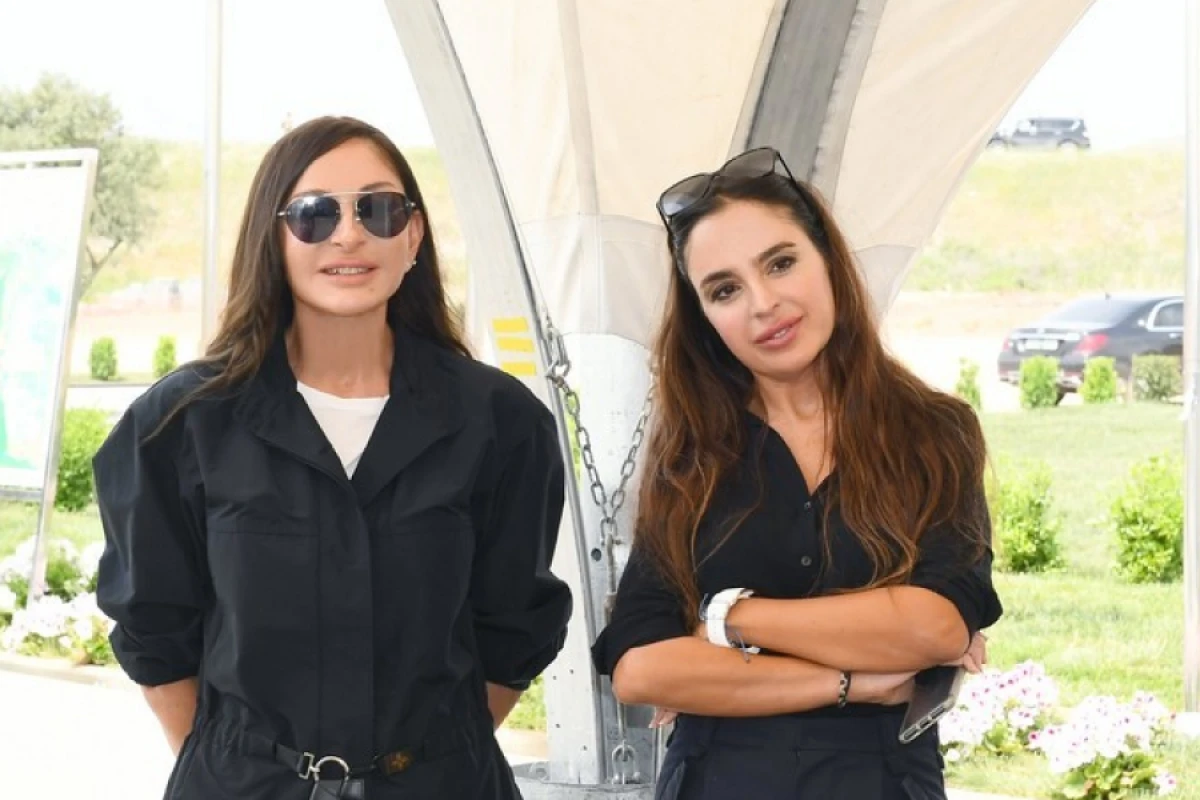 Leyla Əliyeva Mehriban Əliyevanın doğum günü münasibətilə paylaşım etdi