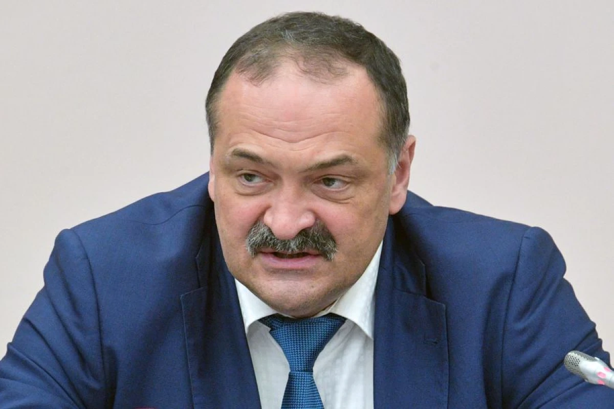 Dağıstanın rəhbəri kütləvi zəhərlənməyə münasibət bildirdi
