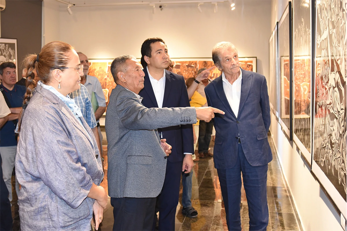 Batuxan Baymenin “NOMADE BLACK & WHITE” sərgisi Bakıda açıldı