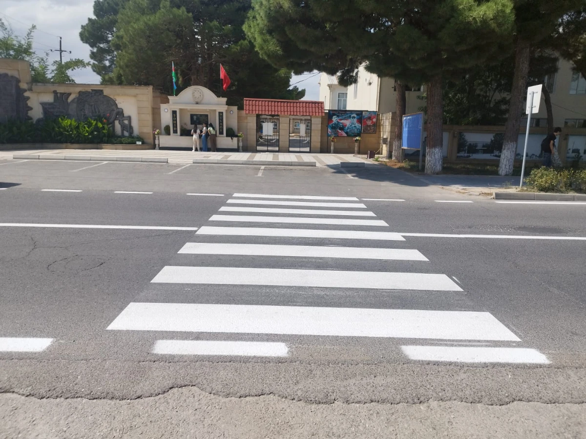 Şabran şəhərində yol nişanlanma işləri həyata keçirildi — 3
