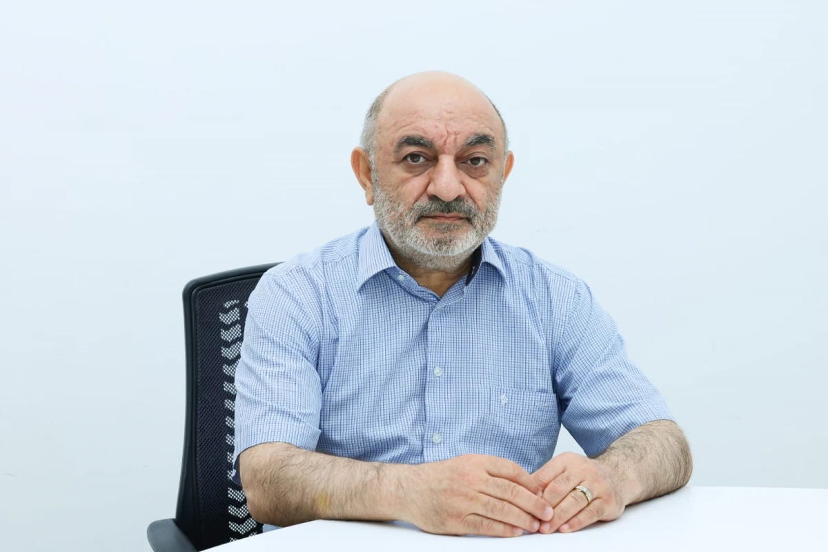 İran hakimiyyətində siyasi ikitirəlik: “Bu, həmin rejimin xislətidir” — 1