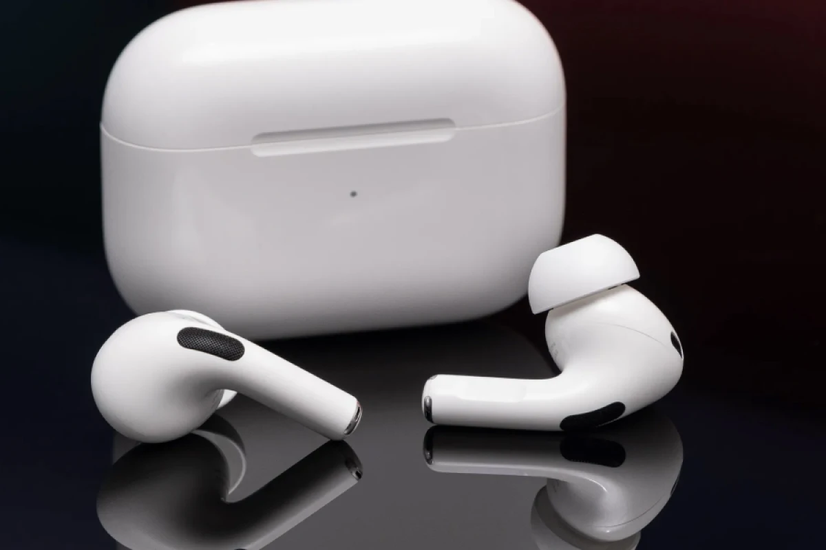 “AirPod”a canlı tərcümə olacaq