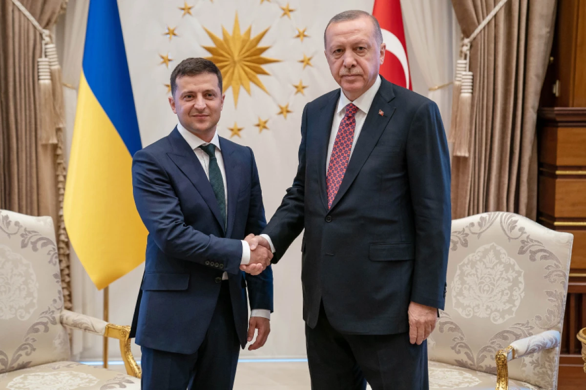 Zelenski Ərdoğanla müzakirə apardı