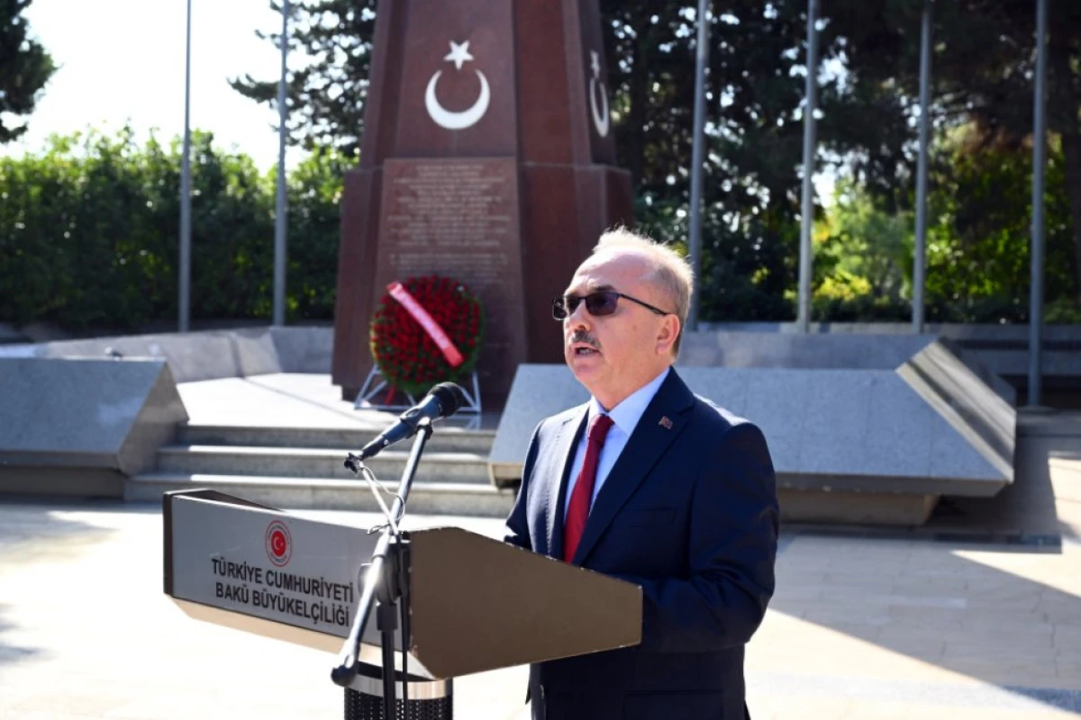 Bakıda Türk şəhidliyi ziyarət edildi — 2
