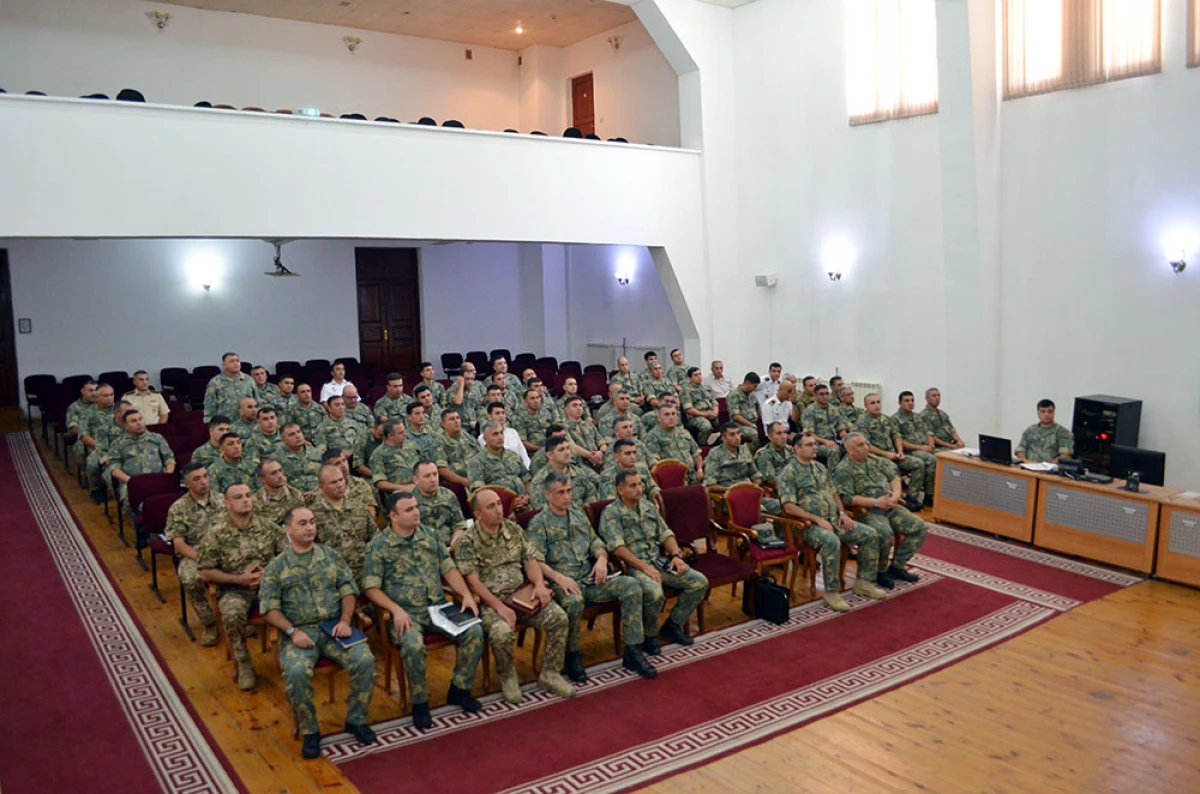 Hərbi hüquqşünaslarla təlim-metodiki toplanış keçirildi — 2
