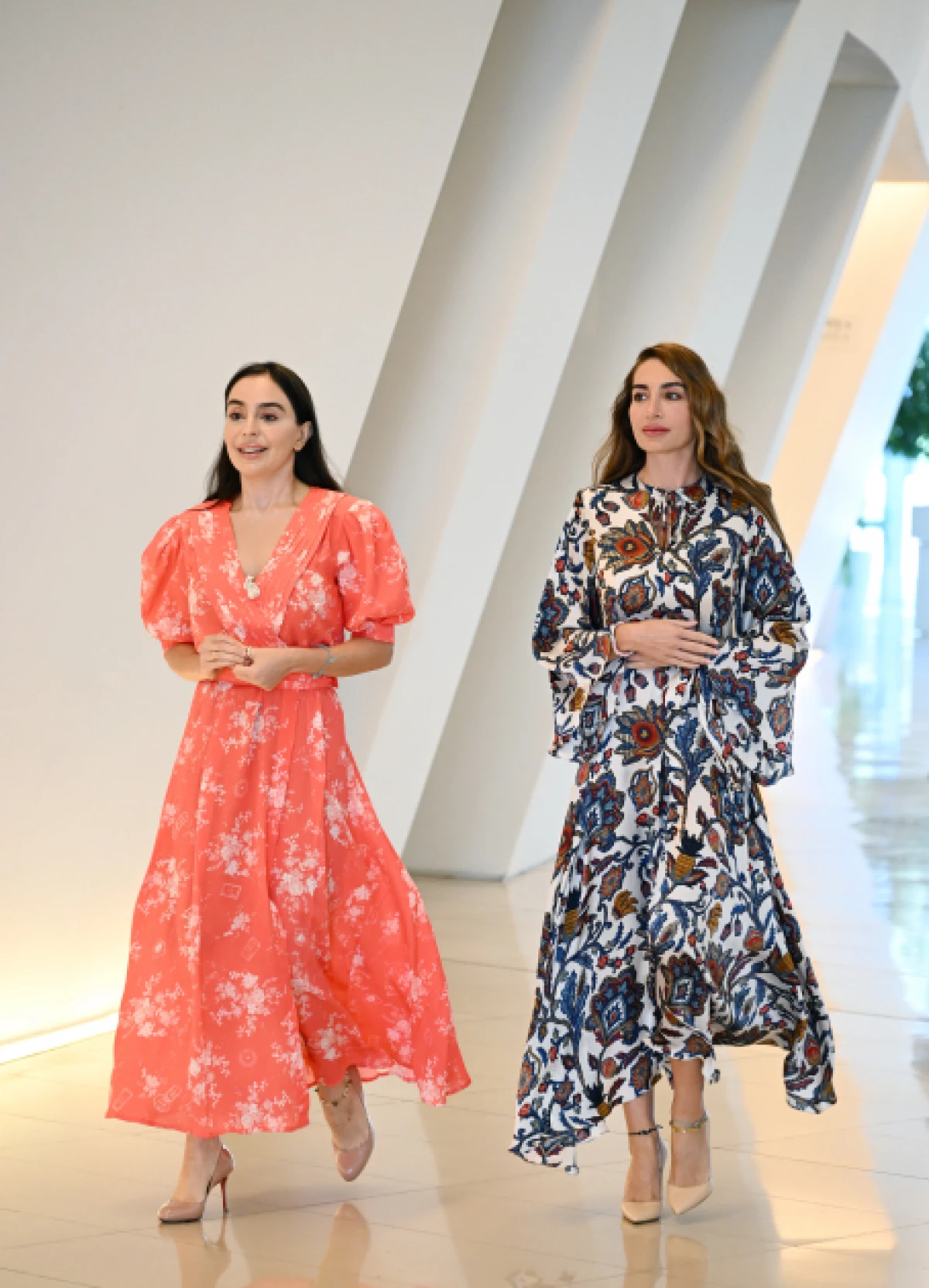 Leyla Əliyeva və Arzu Əliyeva Çin dili kurslarının iştirakçılarına sertifikatlar təqdim etdilər — 8
