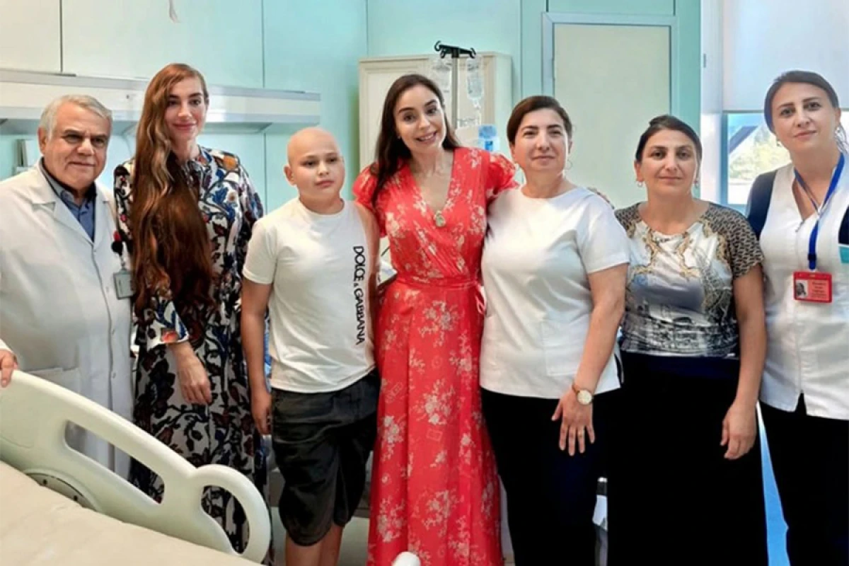 Leyla Əliyeva və Arzu Əliyeva Milli Onkologiya Mərkəzində oldular