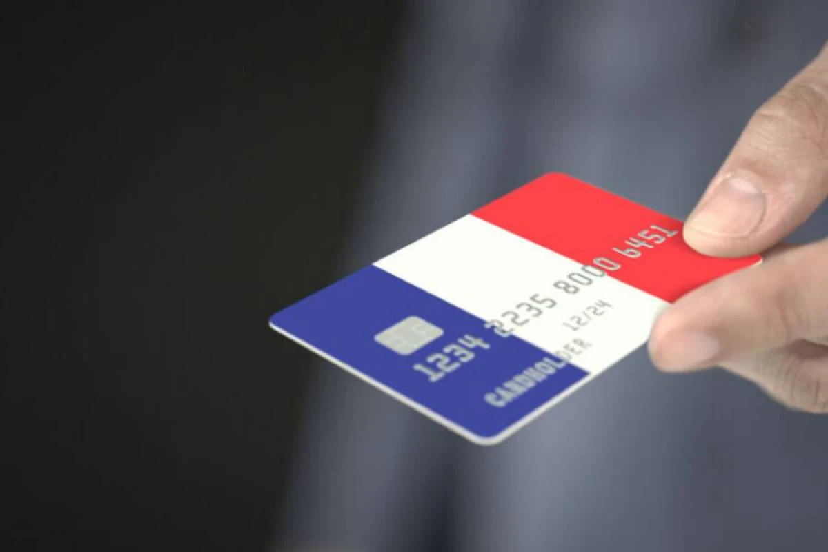 Fransada iki böyük bankın ödəniş sistemləri sıradan çıxdı