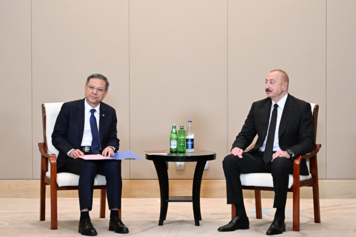 Prezident İlham Əliyev Ni Cen ilə görüşdü