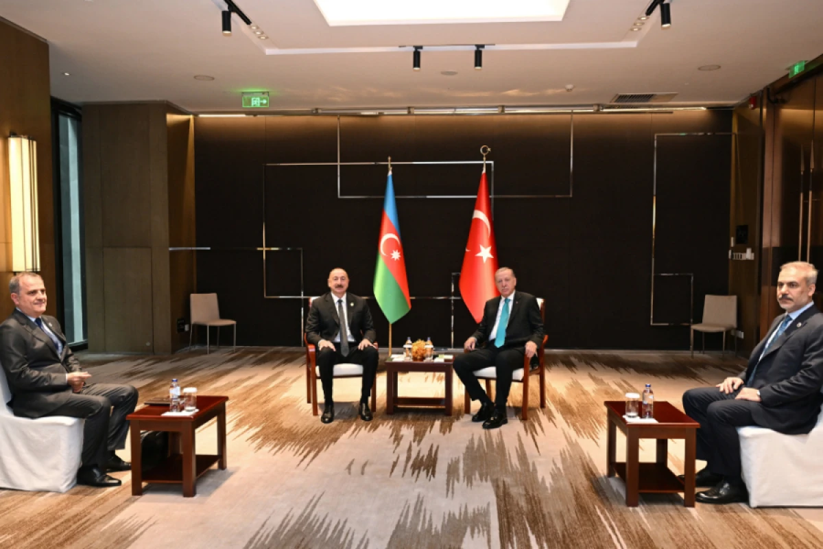 Azərbaycan Prezidenti İlham Əliyevin Türkiyə Prezidenti Rəcəb Tayyib Ərdoğanla görüşü oldu