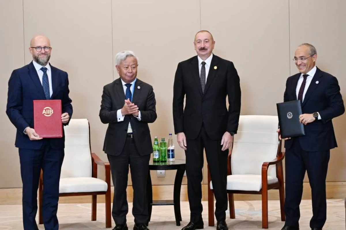 Azərbaycan və AİİB imzaladıqları birgə bəyannaməni mübadilə etdi