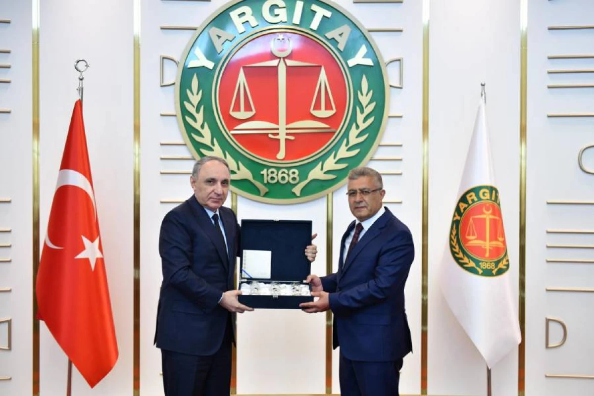 Baş prokuror Türkiyəyə səfər etdi