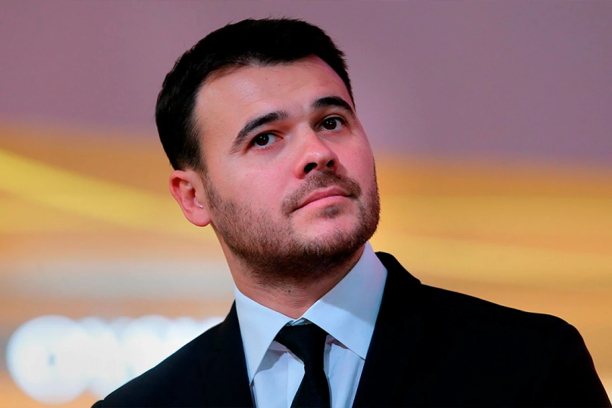 Emin təxirə düşən konsertlərini bərpa etdi