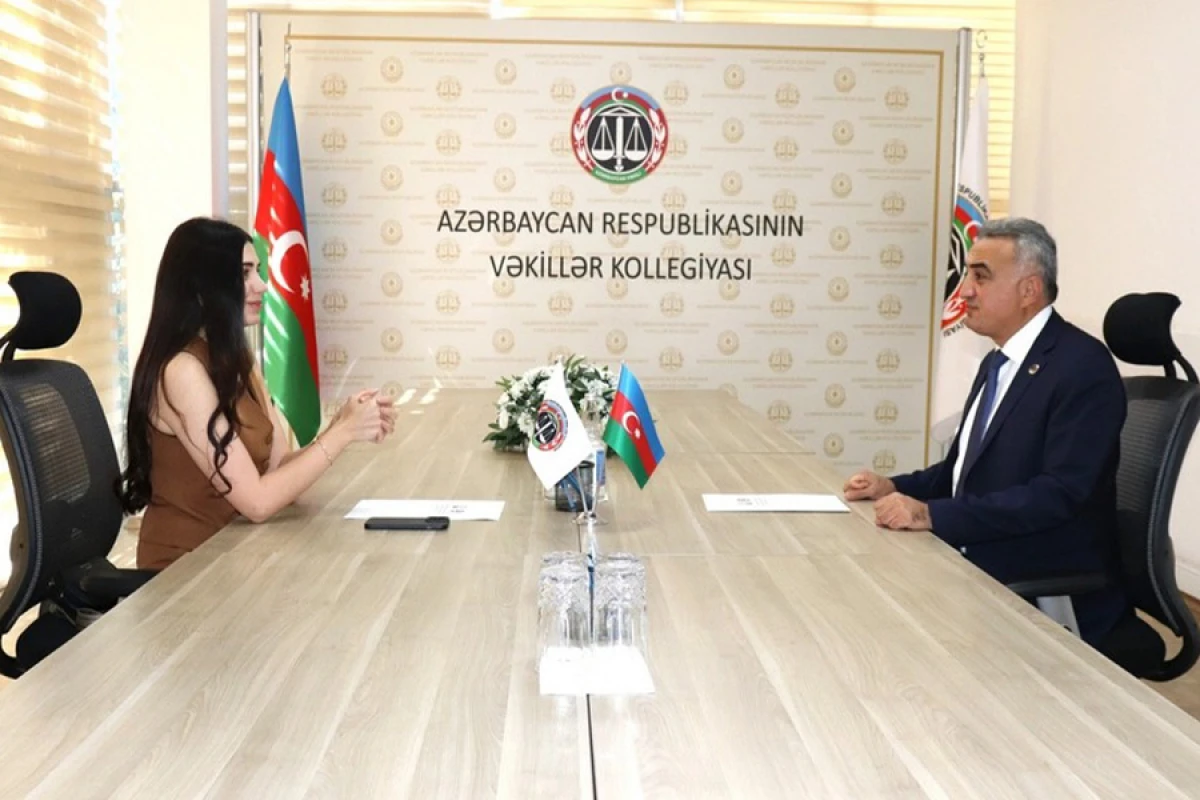 Anar Bağırov Kembric Universitetinə qəbul olunan vəkillə görüşdü