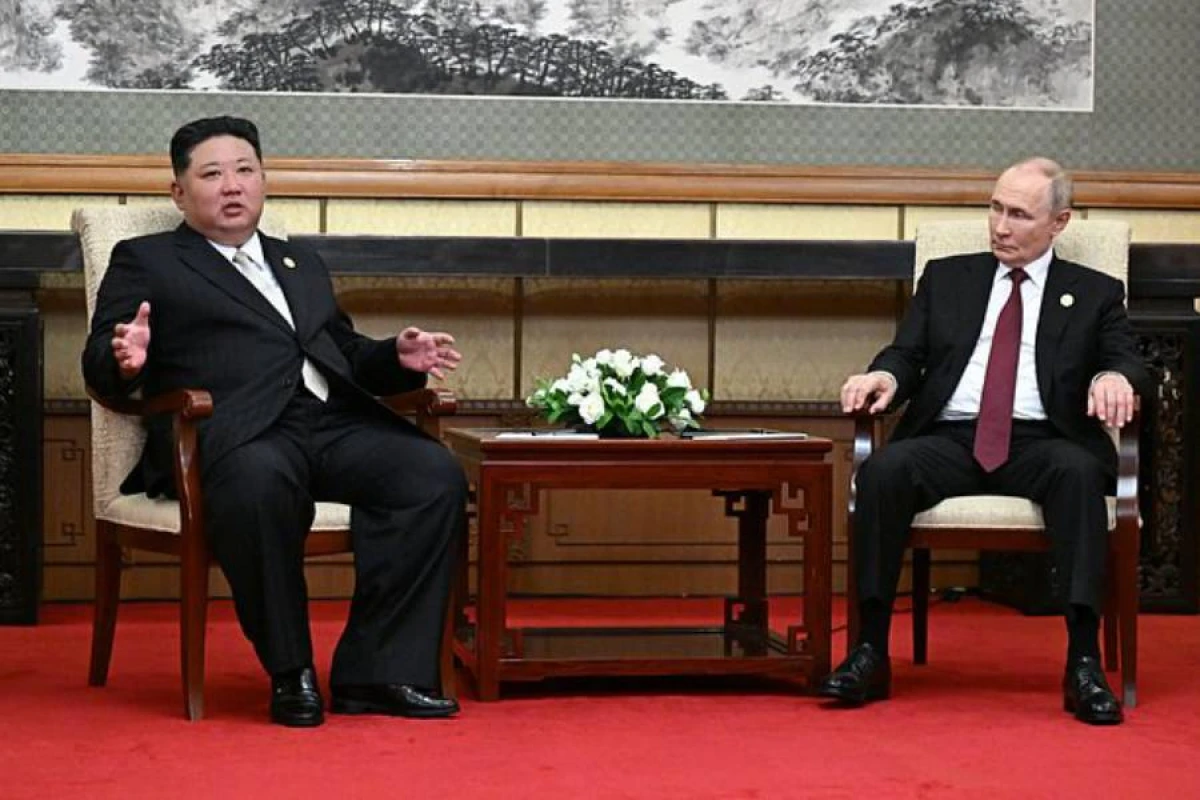 Putin və Kim Çen In Çində danışıqlara başladı