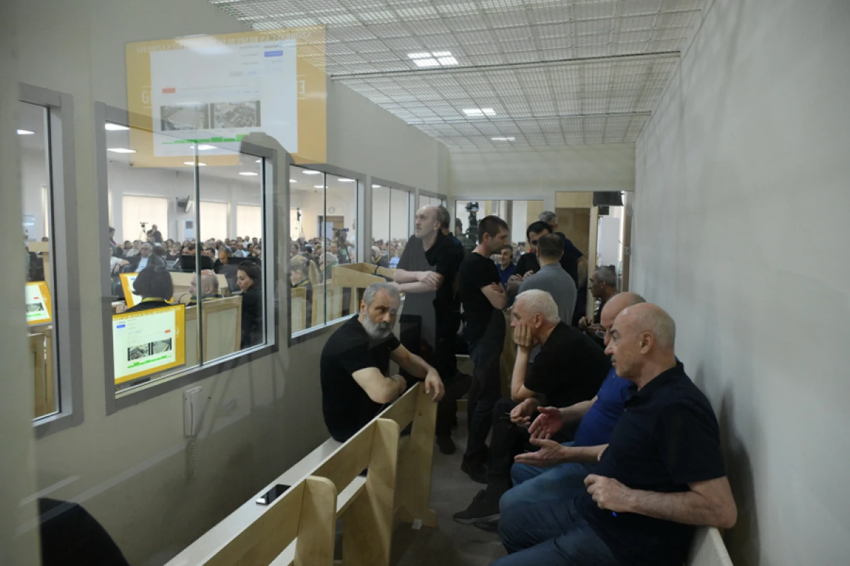 Çoxsaylı cinayətlər törədən şəxslərin məhkəməsinin növbəti iclasının vaxtı açıqlandı