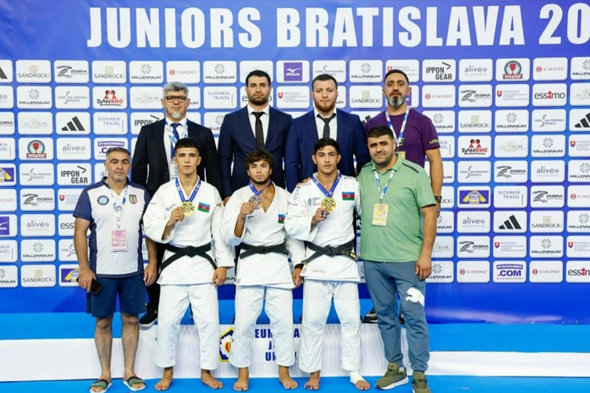 Gənclərdən ibarət cüdo millisi Avropa çempionatında birinci oldu
