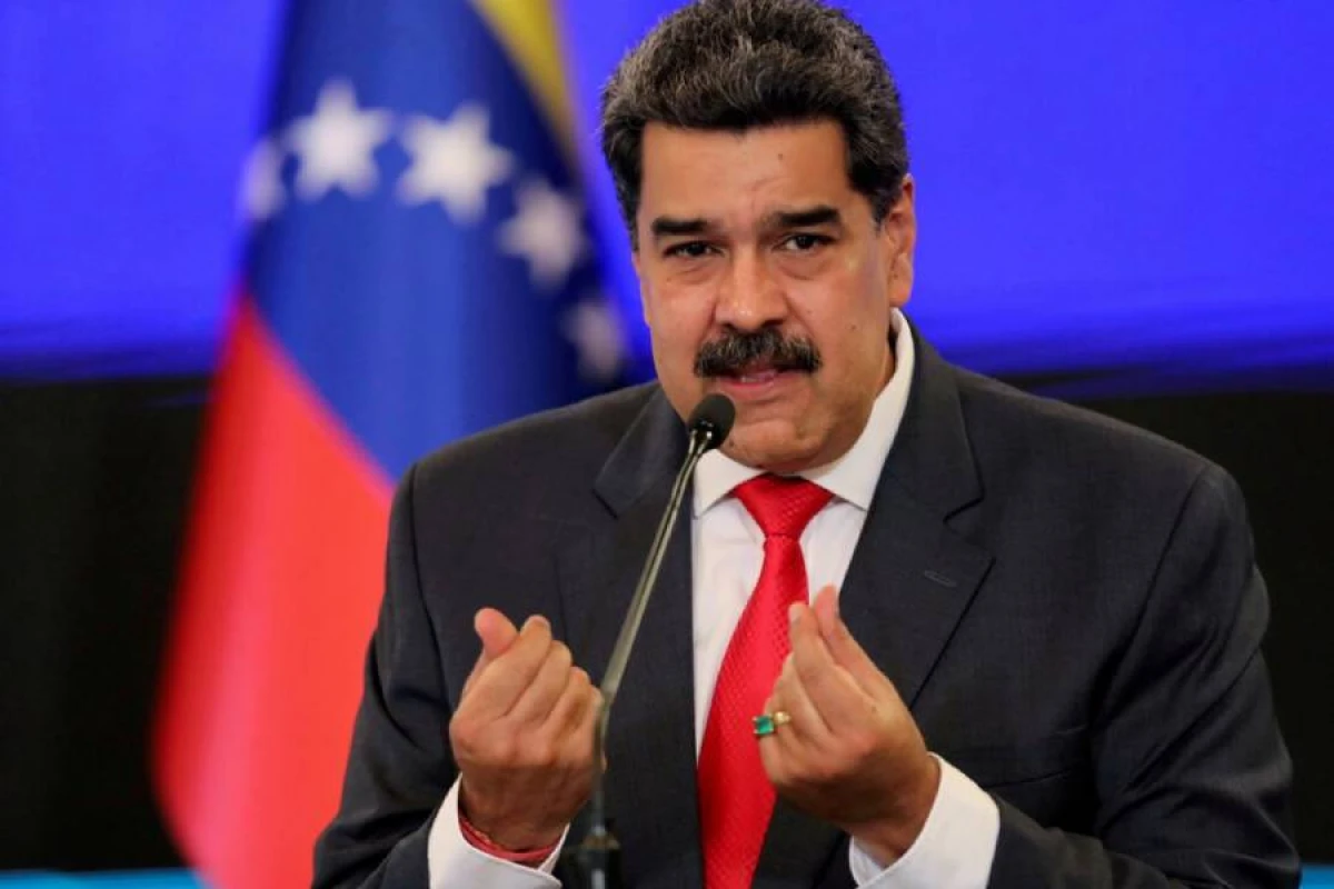 Maduro sərhədə 25 min hərbçi yerləşdirdi