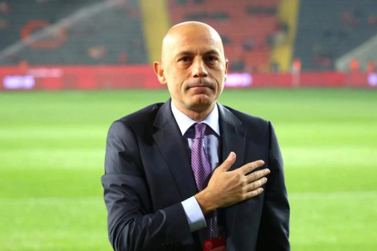 Cüneyt Çakır "Qarabağ"ın oyununa təyinat aldı