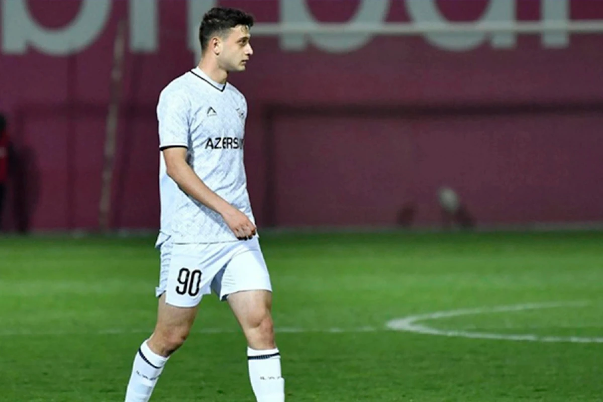 Gənc forvardın elçilərinin sayı artır