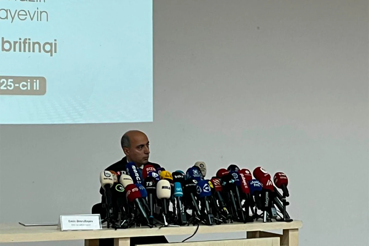 Nazir: İmtahana gəlməyən müəllimlər əlavə xərc yaradır